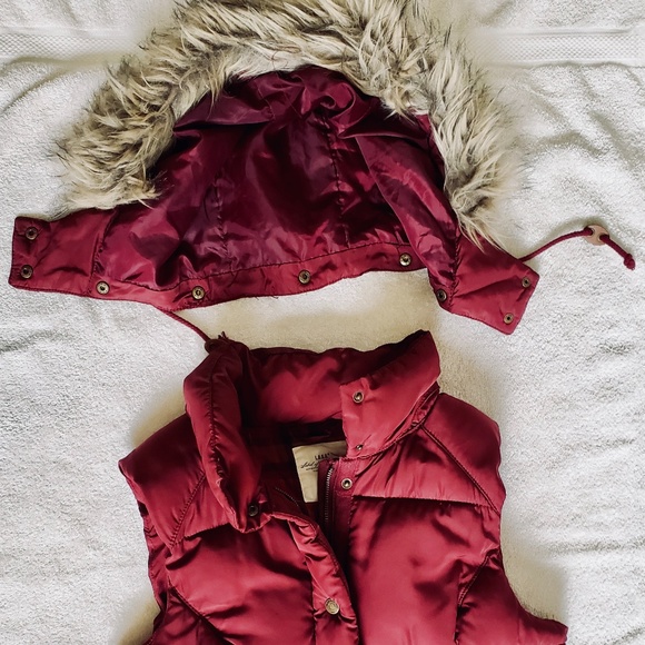 * SOLD* H&M Burgundy Vest - Picture 3 of 6